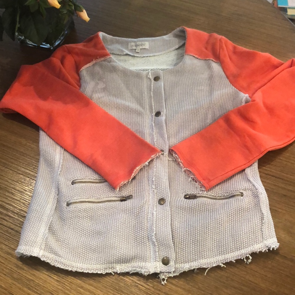Renvy size M contrast sweater jacket